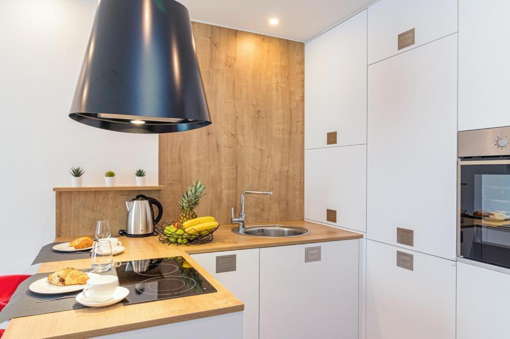 N&G New Apartment Stoja Beach Pula Buitenkant foto