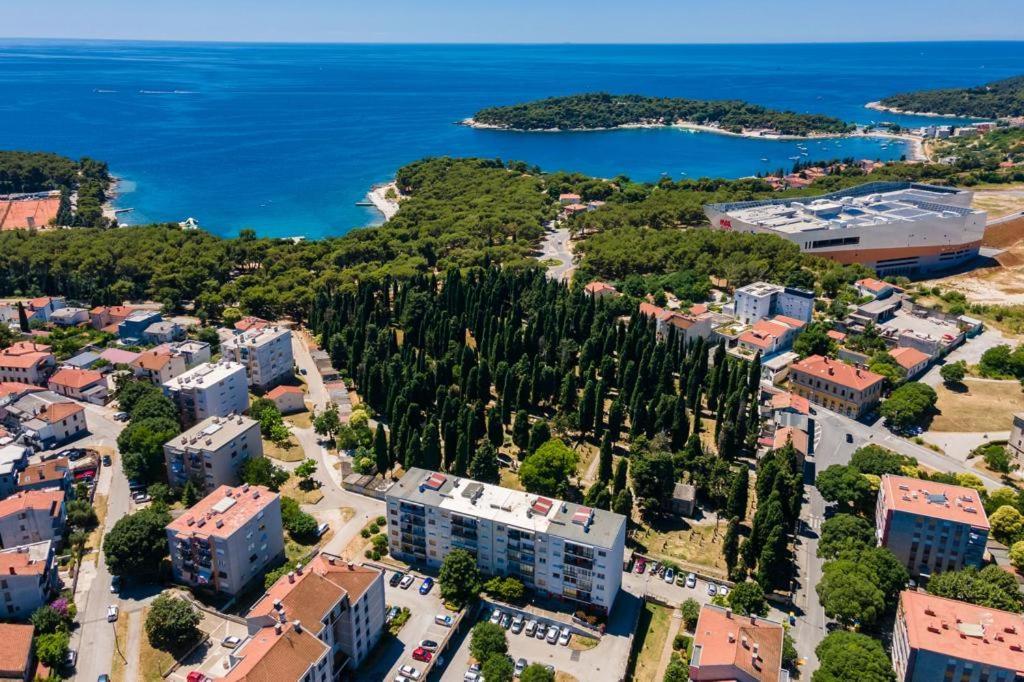 N&G New Apartment Stoja Beach Pula Buitenkant foto