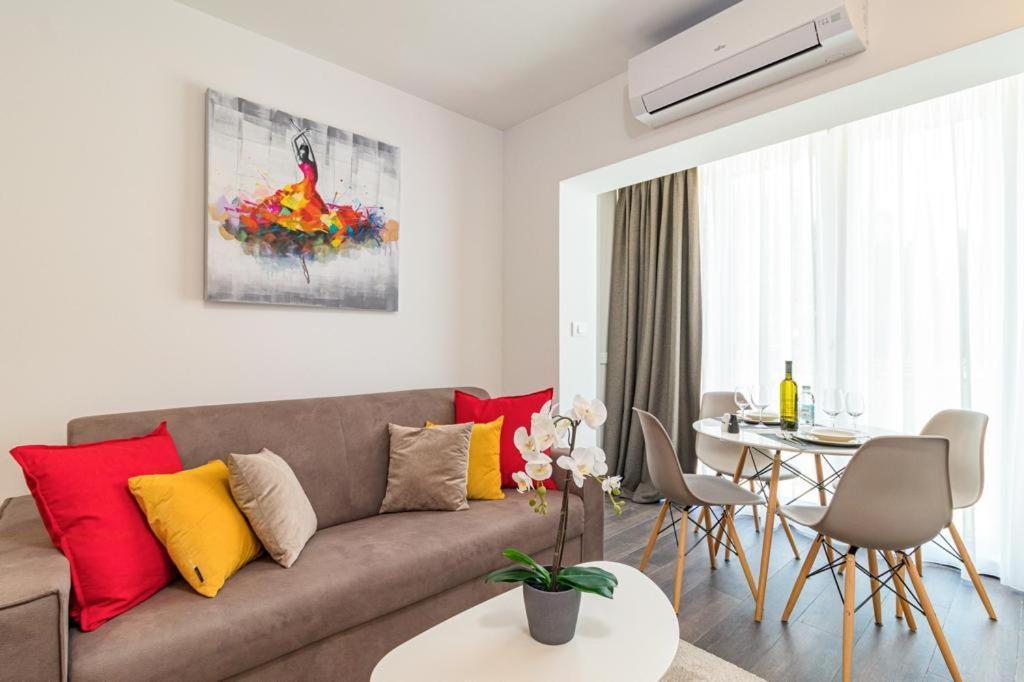 N&G New Apartment Stoja Beach Pula Buitenkant foto